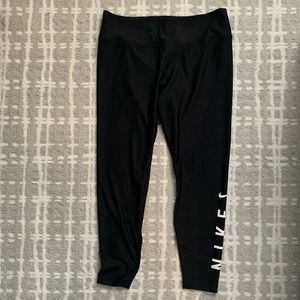 Nike Women’s Dri-Fit Leggings Logo & Swoosh on leg